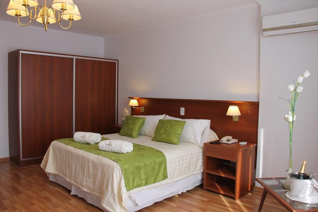Habitaci&oacute;n Royal Suites